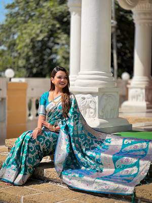 Sky blue soft Silk Blend saree with zari weaving meenakari design 2