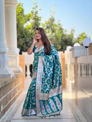Sky blue soft Silk Blend saree with zari weaving meenakari design 5