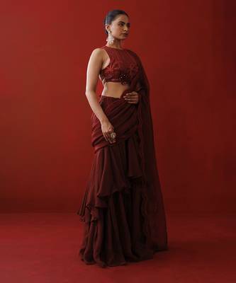 Maroon ruffle saree set 5