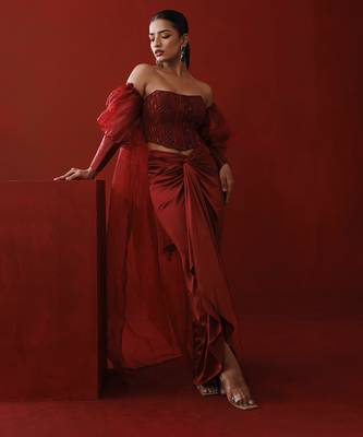 Maroon corset & shrug set 2