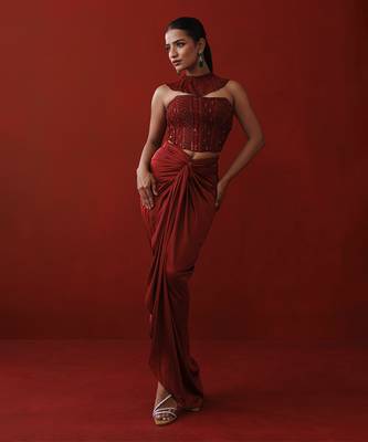 Maroon corset set 2
