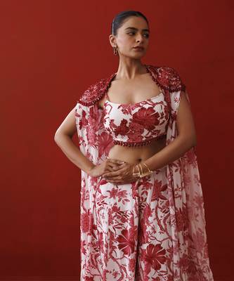 White & red printed shrug set 3