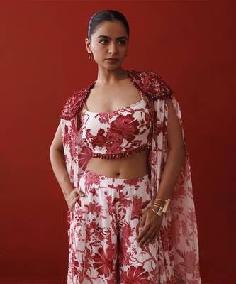 White & red printed shrug set 5