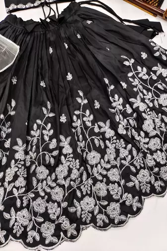 Regal festive embroidered lehenga set