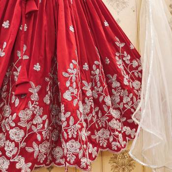 Regal festive embroidered lehenga set 3