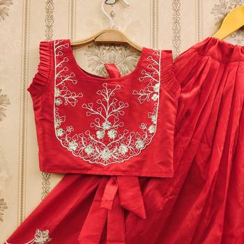 Elegant red embroidered kids' lehenga set 2