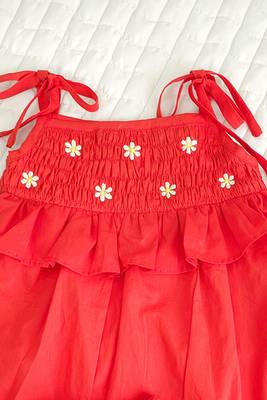 Red cotton smocked baby girl red shoulder knot smocked dress and bloomer set 3