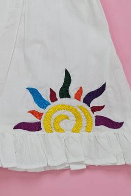 White colorful sun cotton white embroidered girls jabla wrap dress 3