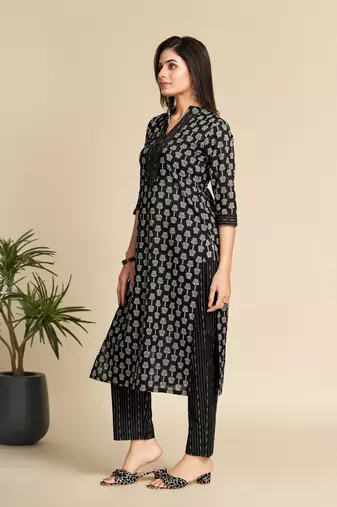 Black printed pure cotton kurta set