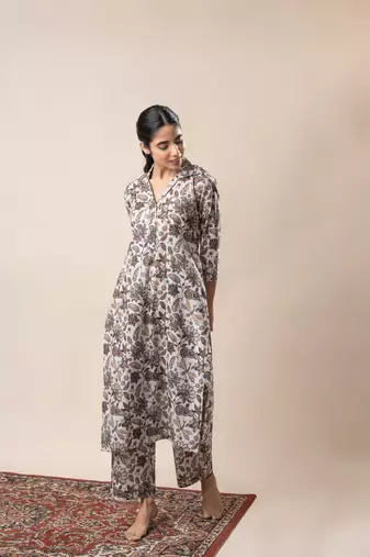 Off white jaal printed cotton kurta set
