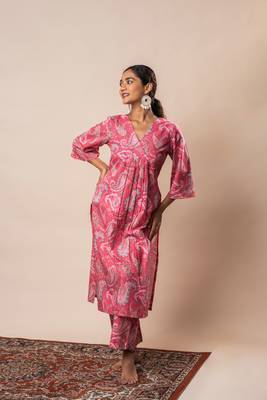 Pink printed cotton a-line flared kurta set 3