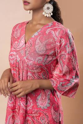Pink printed cotton a-line flared kurta set 5