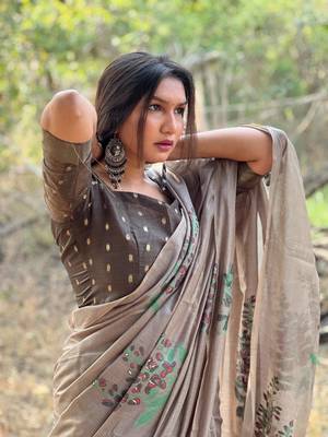 Beige woven muga cotton saree with blouse piece 1
