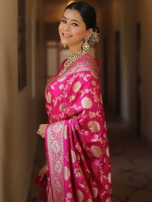 Pink woven silk blend kanjivaram saree with blouse 4