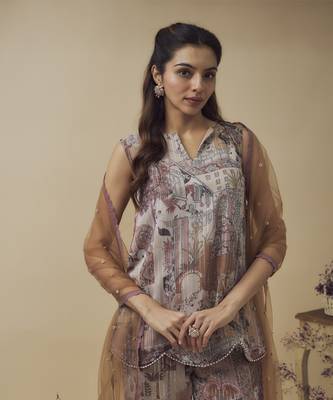 Printed lurex chiffon, crystal detailed top and pant along with embroidered net dupatta 3