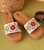 Women embellished embroidered canvas slip on platform heel