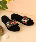 Women embellished embroidered canvas slip on platform heel