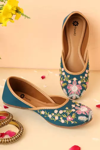 women's embellished embroidered canvas upper slip on mojaris