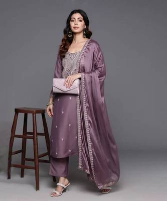 Onion pink viscose chanderi heavy thread embroidery work kurta pant set 1