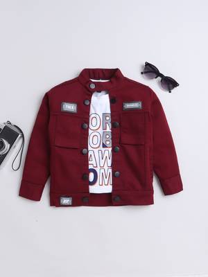Maroon printed t-shirt with front pocket denim jacket 1