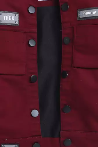 Maroon printed t-shirt with front pocket denim jacket