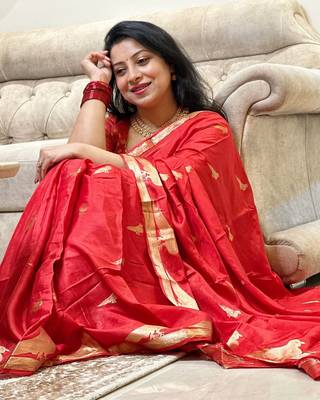 RED silk blend sarees with blouse 2