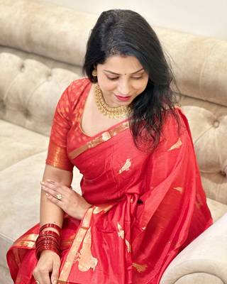 RED silk blend sarees with blouse 3