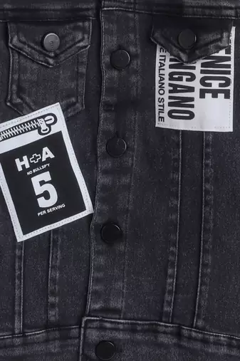 Black printed t-shirt with front pocket denim jacket