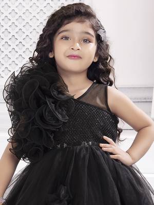 Black solid net double layer frilled glitter embellish frock 5