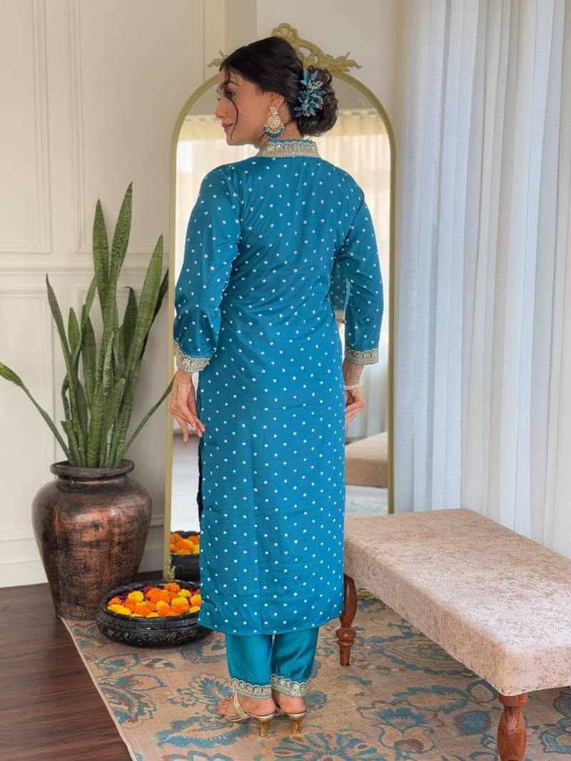 Women's Viscose Muslin Fabric Straight Kurta, Pant and Dupatta Set