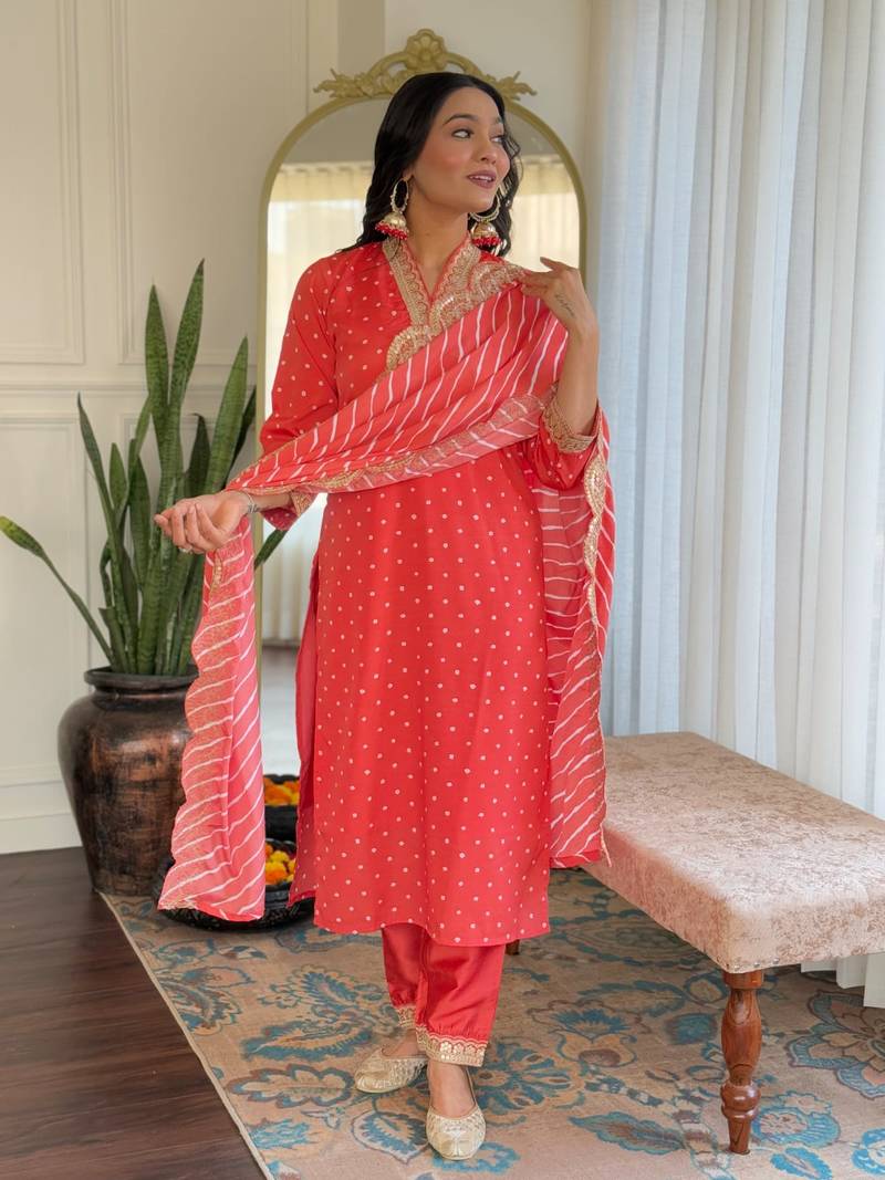 Women's Viscose Muslin Fabric Straight Kurta, Pant and Dupatta Set
