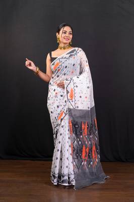 Offwhite cotton jamdani saree with black and rust woven booti 2