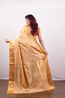 Kanjivaram art silk blend saree in peach cover floral motifs and border 3