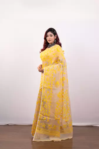 Beige cotton jamdani saree with yellow leaf jaal motifs