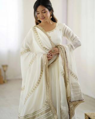 OFF WHITE CHINON SILK PARTY WEAR SUIT SET  3