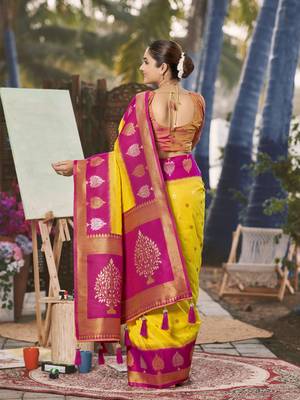 yellow and pink art banarasi silk woven heavy jacquard work saree with pink blouse piece 3