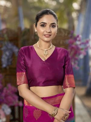 green and pink art banarasi silk woven heavy jacquard work saree with pink blouse piece 5
