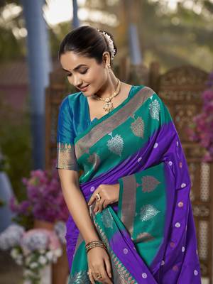purple and turquoise blue art banarasi silk woven heavy jacquard work saree with blue blouse piece 4
