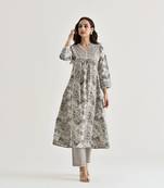 Women's Rayon Slub Fabric Printed Straight Kurta and Pant