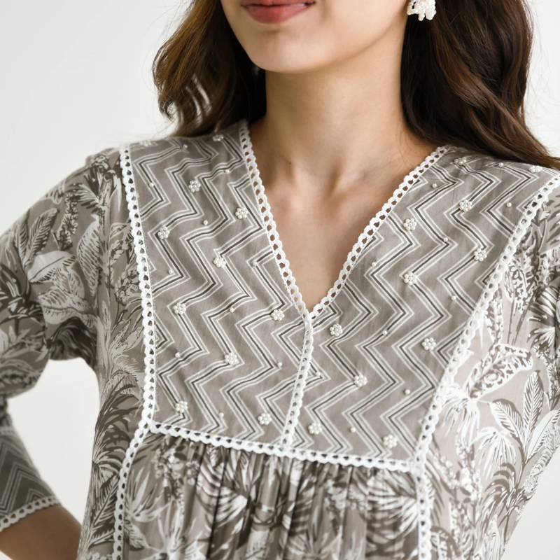 Women's Rayon Slub Fabric Printed Straight Kurta and Pant