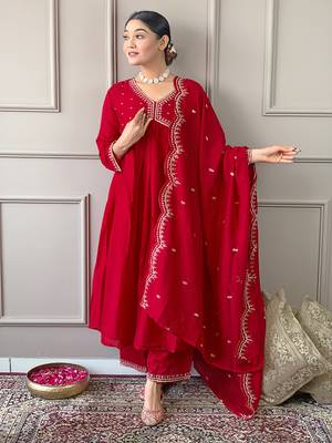 Women's Vichitra Silk Alia Cut Kurta Pant and Dupatta Set 5