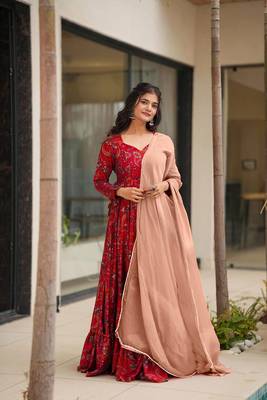 Maroon girlie partywear printed gown for trendy looks 1