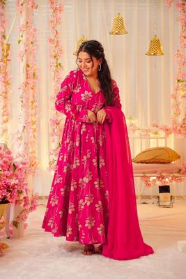 Pink girlie partywear printed gown for trendy looks 3