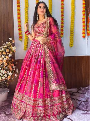 pink floral printed organza lehenga set choli with dupatta 4
