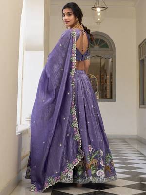 lavender embroidered wedding lehenga set choli with dupatta with dupatta 5