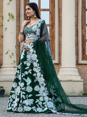 Emerald Green Floral Embroidered Lehenga Choli Set 2