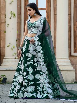 Emerald Green Floral Embroidered Lehenga Choli Set 3