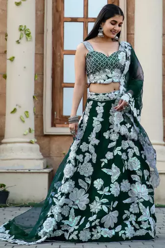 Emerald Green Floral Embroidered Lehenga Choli Set