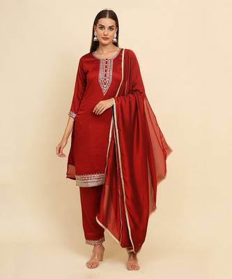 Red silk blend embroidered kurta with pant and dupatta 1