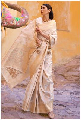 Off white kouram silk bland sequance & thread work saree with Blouse 2